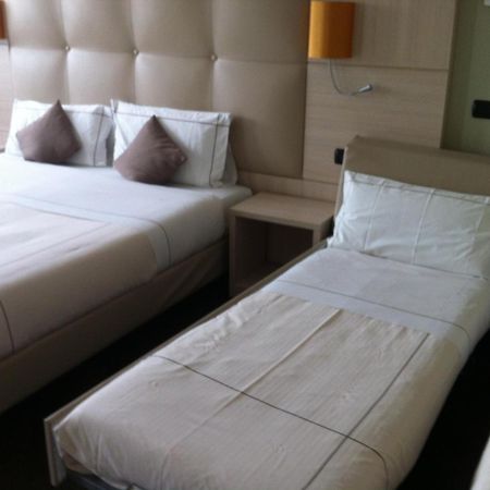 Acca Palace Aa Hotels Milano Ngoại thất bức ảnh
