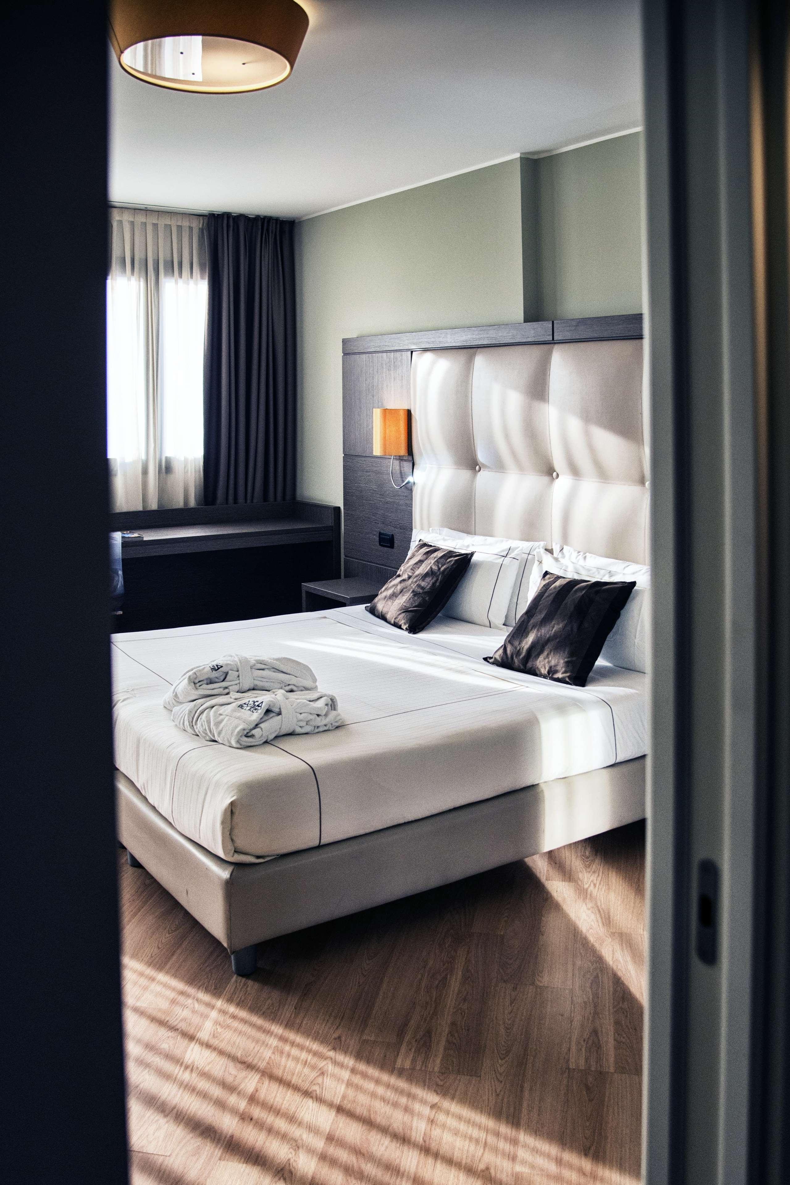 Acca Palace Aa Hotels Milano Ngoại thất bức ảnh