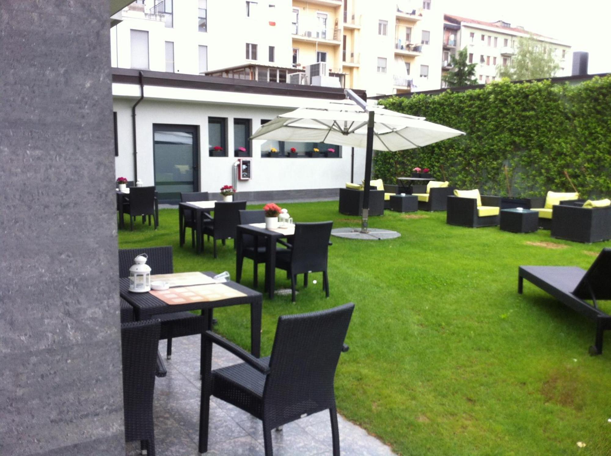 Acca Palace Aa Hotels Milano Ngoại thất bức ảnh